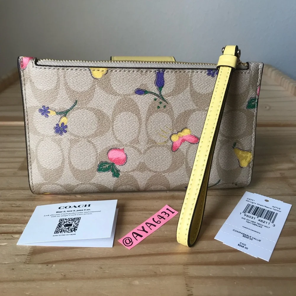 Coach wallet๐๐ - Picture 2 of 10